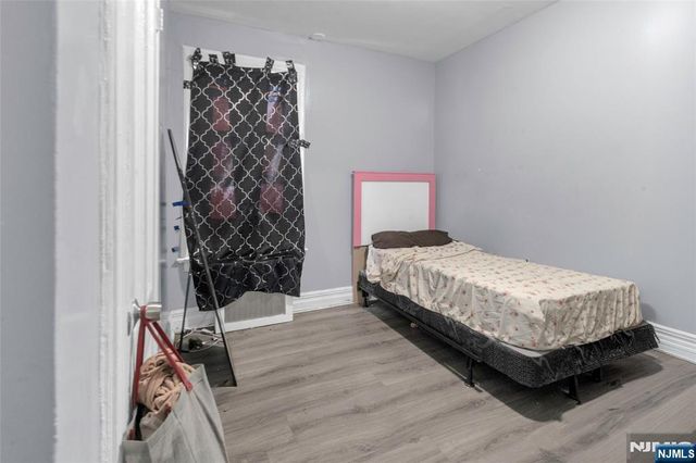 37 Blum Street, Newark, NJ 07103