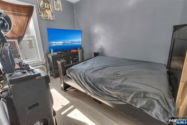 37 Blum Street, Newark, NJ 07103