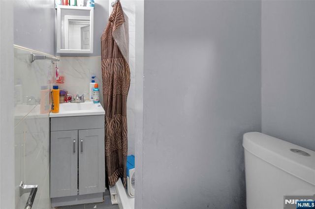 37 Blum Street, Newark, NJ 07103