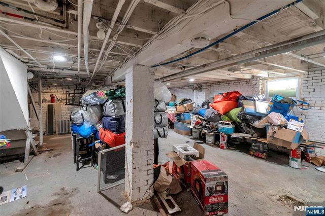 37 Blum Street, Newark, NJ 07103