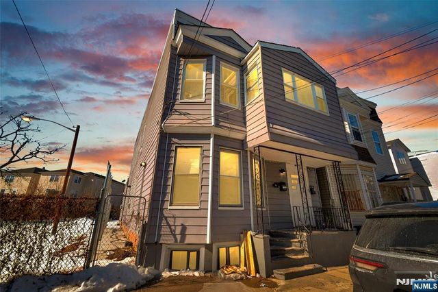 37 Blum Street, Newark, NJ 07103