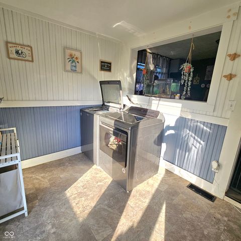 821 S 17th Street, New Castle, IN 47362