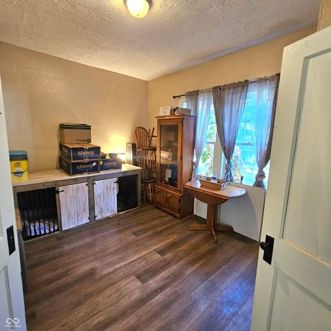 821 S 17th Street, New Castle, IN 47362