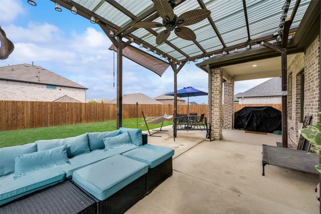 529 Ardsley Lane, Forney, TX 75126