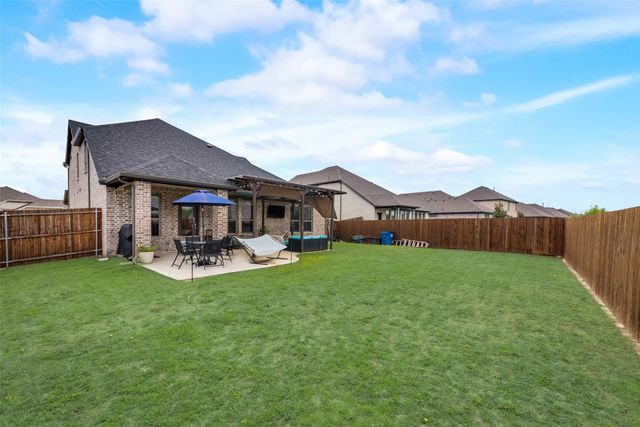 529 Ardsley Lane, Forney, TX 75126