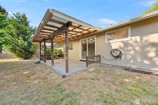 307 Whitesell Court NW, Orting, WA 98360
