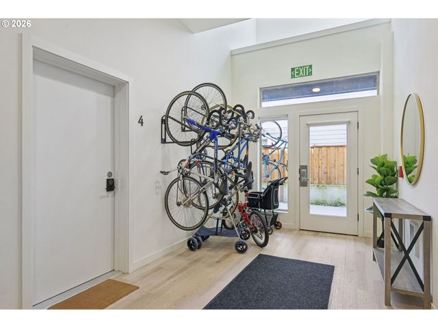 6610 N GREENWICH Ave 5, Portland, OR 97217