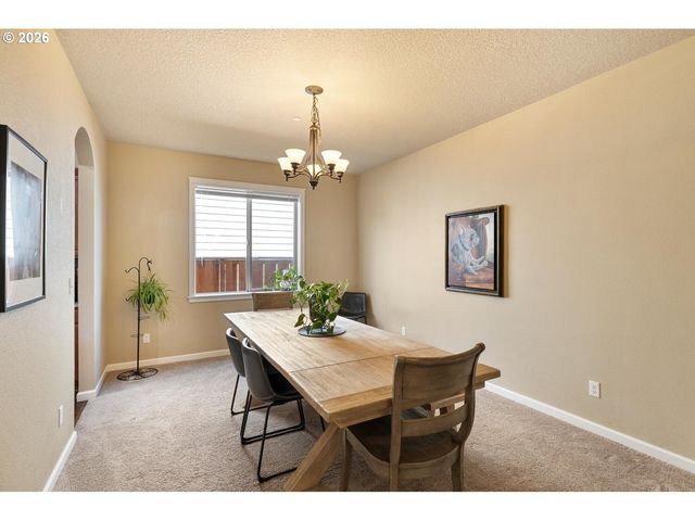 756 E MCKINLEY St, Carlton, OR 97111