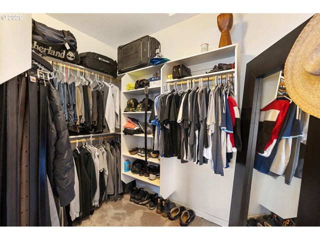 756 E MCKINLEY St, Carlton, OR 97111