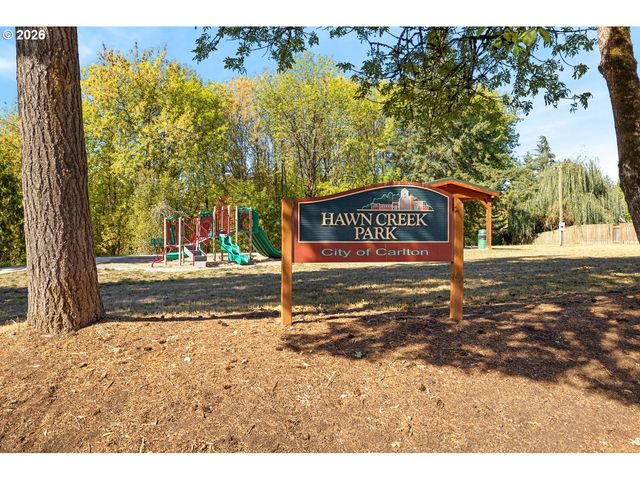756 E MCKINLEY St, Carlton, OR 97111
