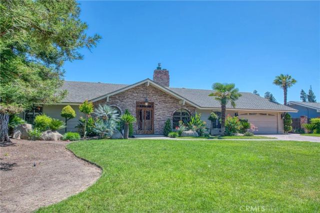 1521 S Bush, Fresno, CA 93727