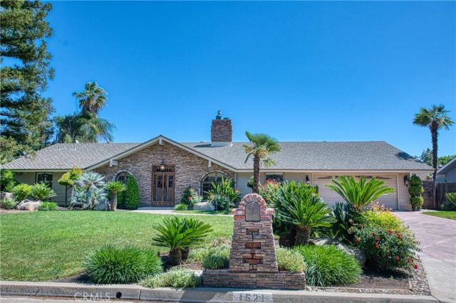 1521 S Bush, Fresno, CA 93727