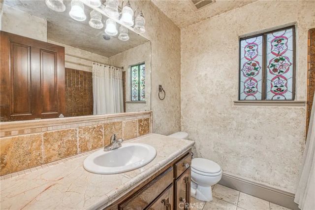 1521 S Bush, Fresno, CA 93727