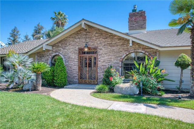 1521 S Bush, Fresno, CA 93727