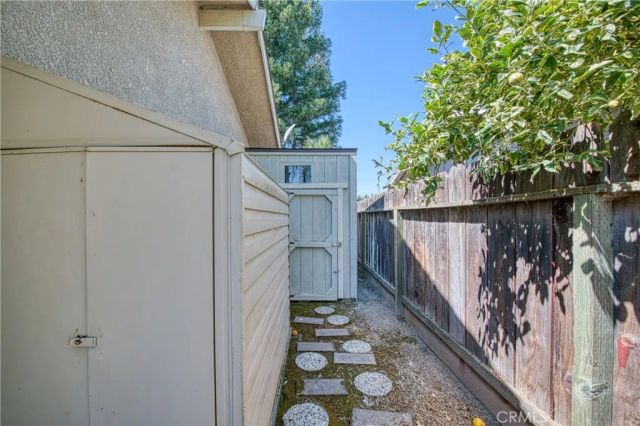 1521 S Bush, Fresno, CA 93727