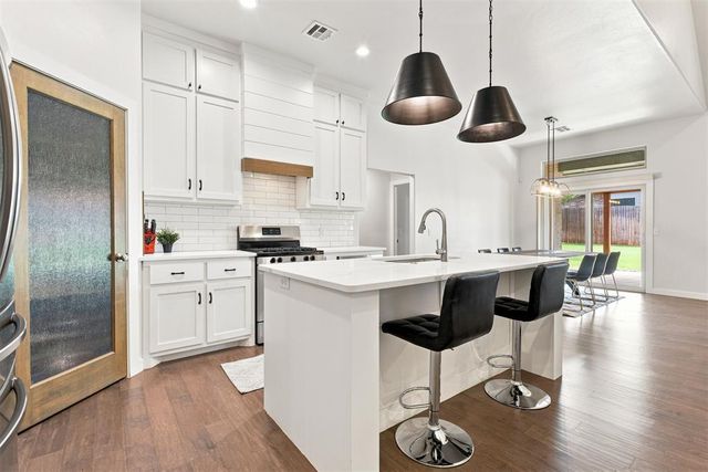 15900 Langley Way, Edmond, OK 73013