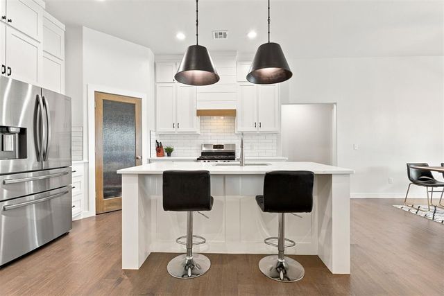 15900 Langley Way, Edmond, OK 73013