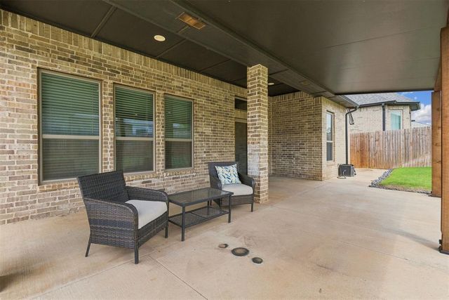 15900 Langley Way, Edmond, OK 73013