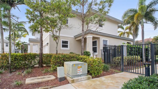 6993 Pines Circle 6993, Coconut Creek, FL 33073