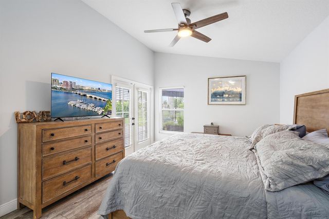 1875 Oak Berry Circle, Wellington, FL 33414