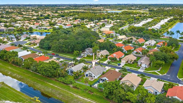 1875 Oak Berry Circle, Wellington, FL 33414