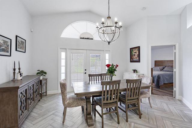 1875 Oak Berry Circle, Wellington, FL 33414