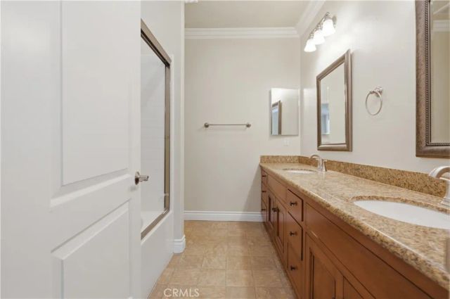 1101 East Avenue, Burbank, CA 91504