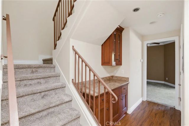 1101 East Avenue, Burbank, CA 91504