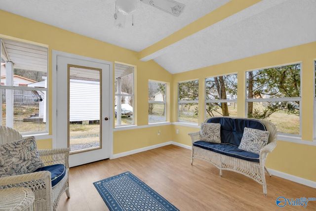 413 Lincoln Avenue SE, Fort Payne, AL 35967