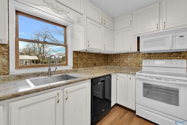 413 Lincoln Avenue SE, Fort Payne, AL 35967