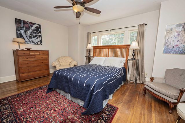 941 S Pickwick Avenue, Springfield, MO 65804