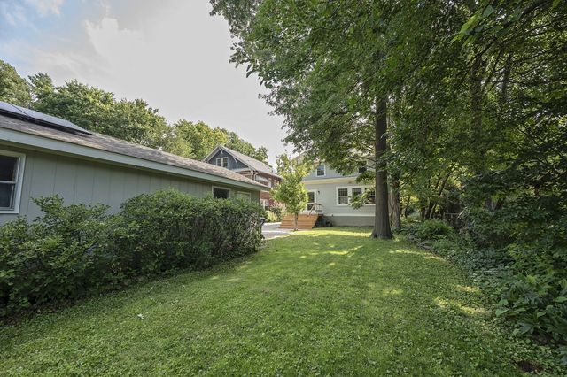 941 S Pickwick Avenue, Springfield, MO 65804