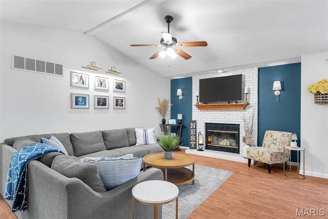 104 Cedar Crest Court, St Charles, MO 63304