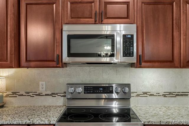 104 Cedar Crest Court, St Charles, MO 63304