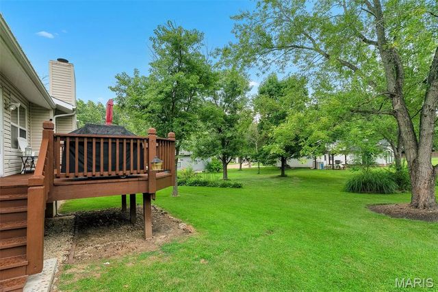104 Cedar Crest Court, St Charles, MO 63304