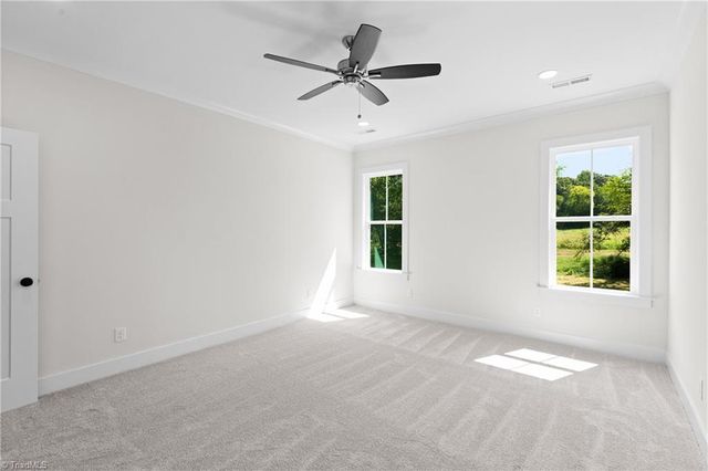 158 Beauchamp Oaks Court, Advance, NC 27006