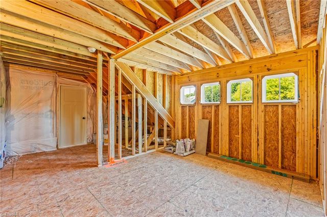 158 Beauchamp Oaks Court, Advance, NC 27006