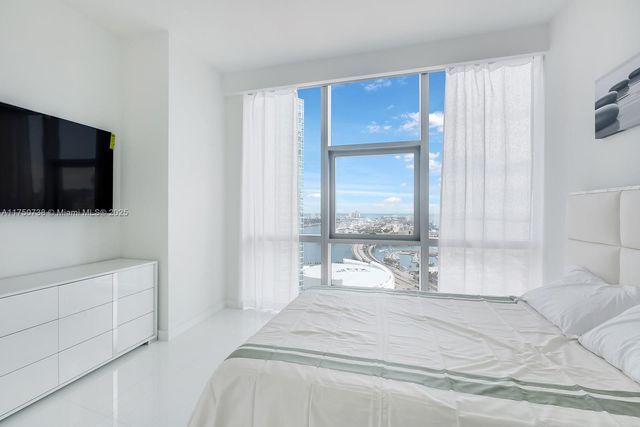 851 NE 1st Ave 3611, Miami, FL 33132