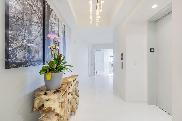 851 NE 1st Ave 3611, Miami, FL 33132