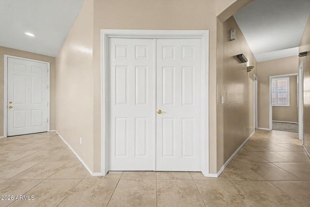 16953 W LIMESTONE Drive, Surprise, AZ 85374