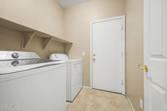 16953 W LIMESTONE Drive, Surprise, AZ 85374