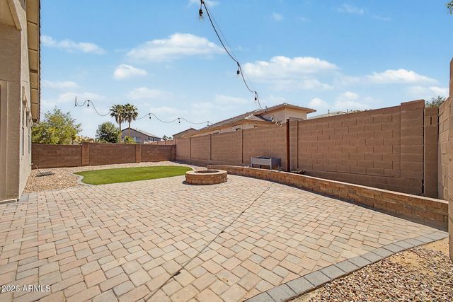16953 W LIMESTONE Drive, Surprise, AZ 85374