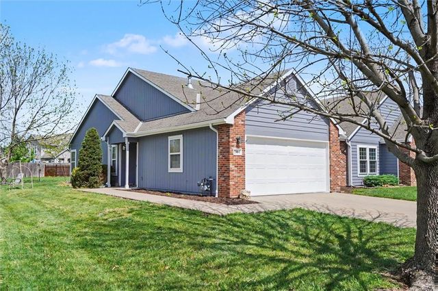 2004 E 24th Terrace, Lawrence, KS 66046