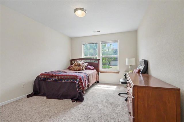 2004 E 24th Terrace, Lawrence, KS 66046