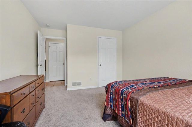 2004 E 24th Terrace, Lawrence, KS 66046