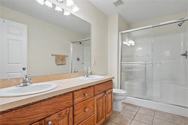 2004 E 24th Terrace, Lawrence, KS 66046