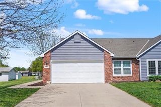 2004 E 24th Terrace, Lawrence, KS 66046