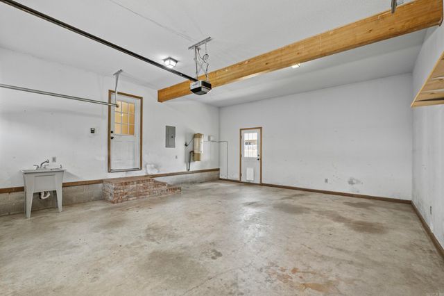 1502 Hawkwood Road, Sherwood, AR 72120