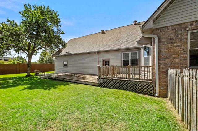 1502 Hawkwood Road, Sherwood, AR 72120