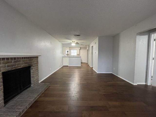 2503 Indigo Lane, Arlington, TX 76015